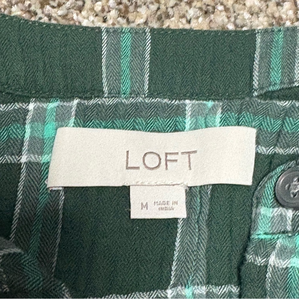 LOFT Women’s Medium Forest Checkered Button-Up Blouse - Picture 5 of 10